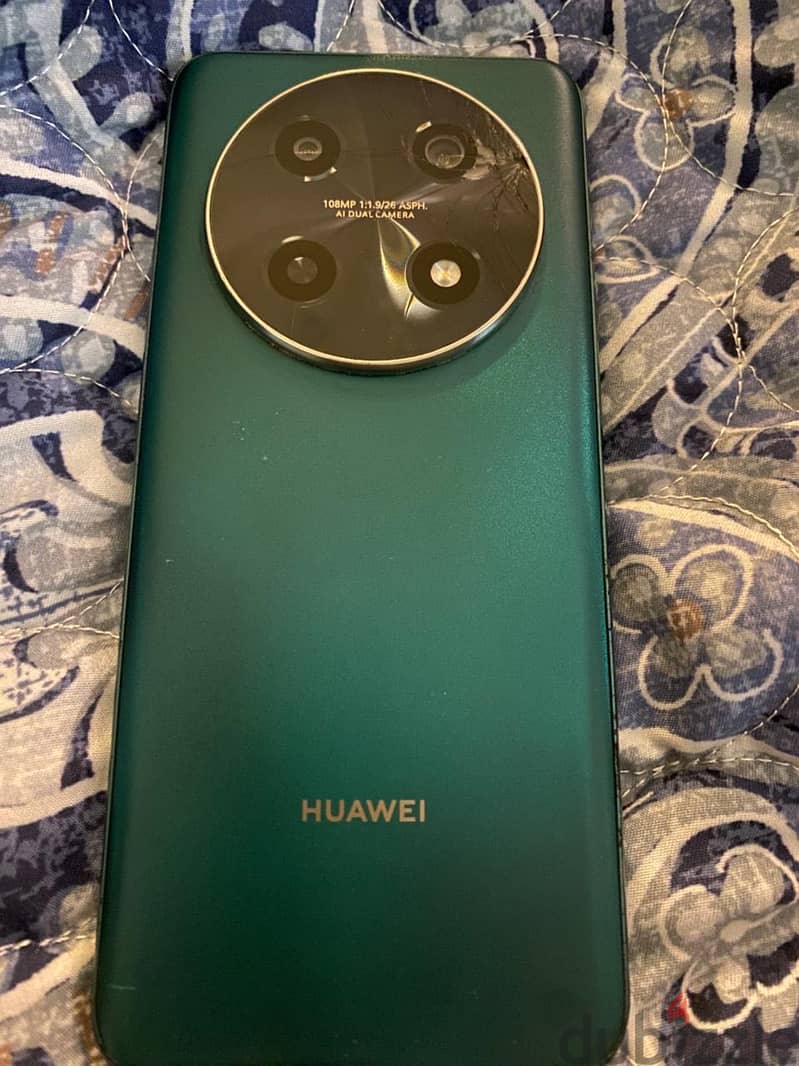 Huawei Nova 12 i 8