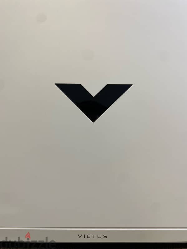 HP VICTUS 1