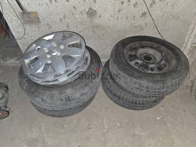 طقم ٤ كاوتش وجنوط وطاسات هيونداي إلنترا HD مقاس 195/65/15