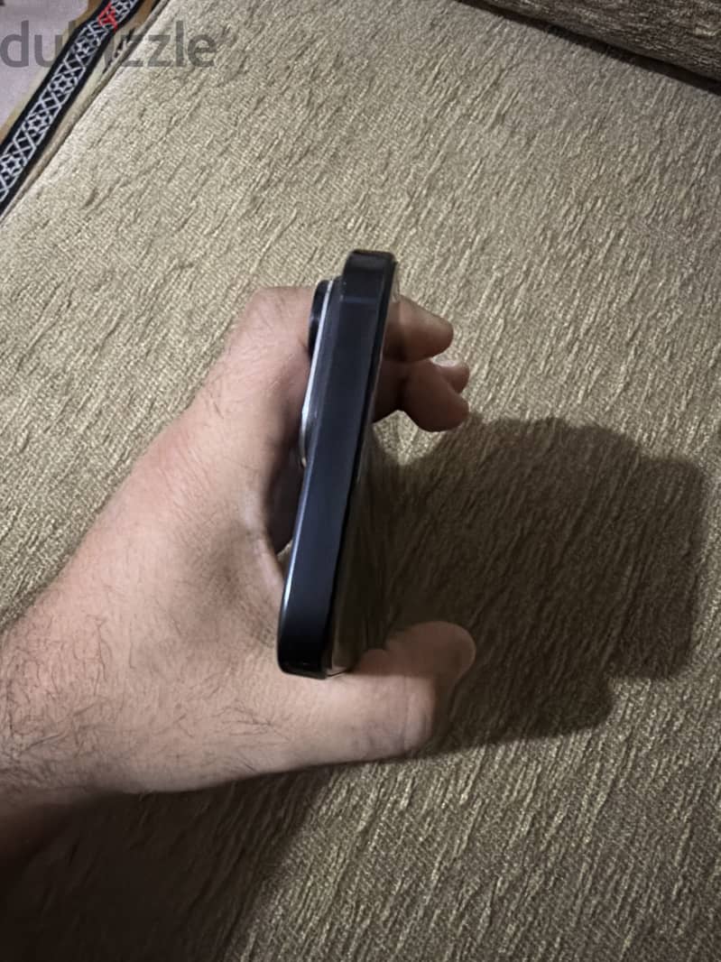Apple - iPhone 16 Pro Max 4