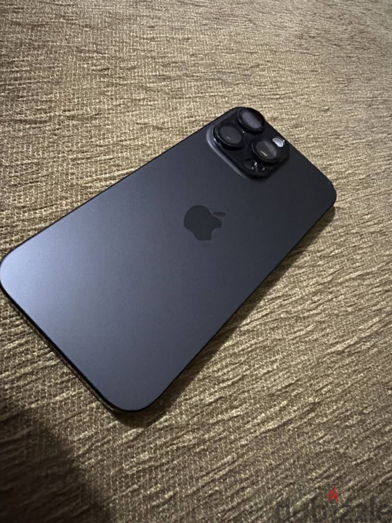 Apple - iPhone 16 Pro Max 6