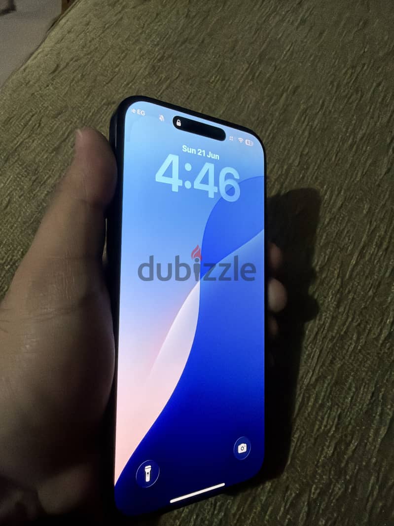 Apple - iPhone 16 Pro Max 8