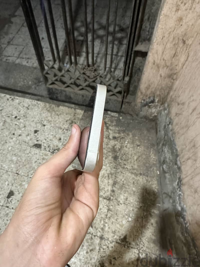 iPhone 13 5