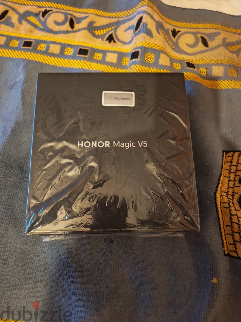 Honor Magic V5 11