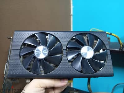 كارت شاشة AMD RX 580 8GB بحالة ممتازة للالعاب