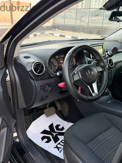 Mercedes-Benz B180 2014
