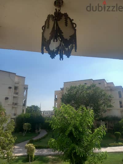 نجفة نحاس لمببة قلاووظ