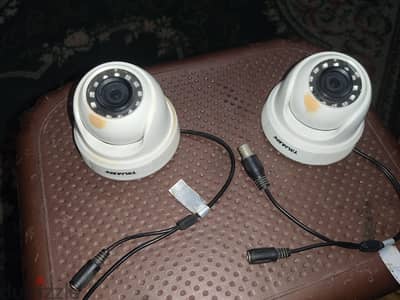 2 used Truman Sec. Cam 720p + N. V. | ٢ كاميرا مراقبة ترومان استعمال مم