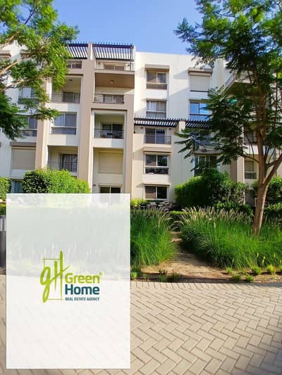 شقة فيو على حمام سباحه  مفروشة بالكامل للبيع في أب تاون كايرو، إعمار Uptown Cairo Emaar