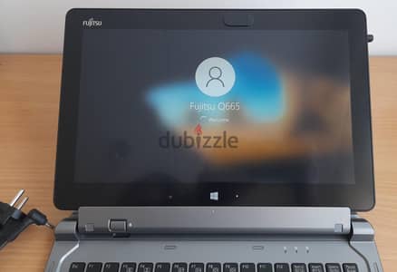 لابتوب وتابلت 2 في 1 ياباني Fujitsu Q665