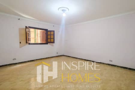 3-bedroom apartment for rent with fully open views throughout