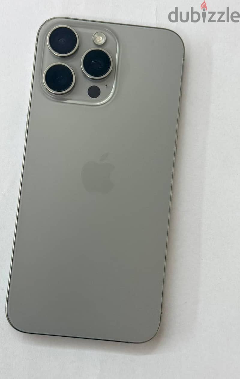 Apple - iPhone 15 Pro Max 4