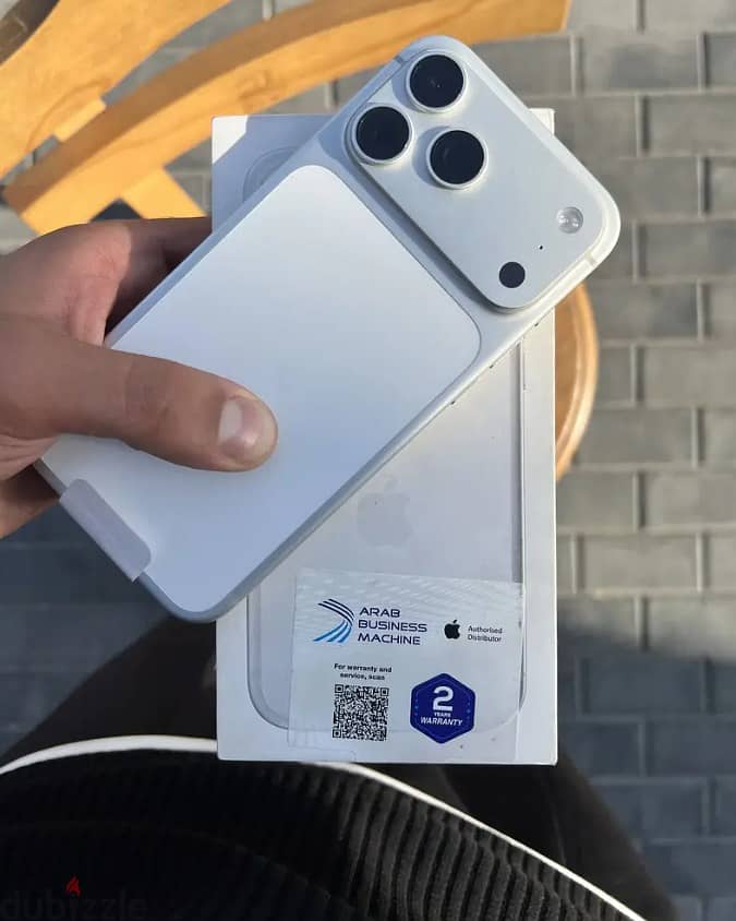 Apple - iPhone 17 Pro Max 1