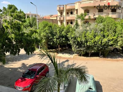 شقة فاخرة للإيجار بمنطقة الفيلات بالشروق