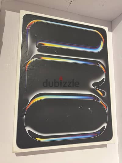 Apple iPad Pro ( M5 ) 13 inch 256g Wifi , battery 100% , 4 cycles