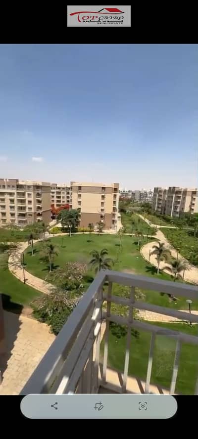 شقه مميزه للبيع فى مدينتى B11
