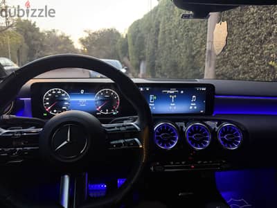 Mercedes-Benz A200 2023