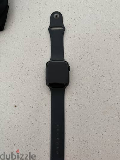 Apple watch series 8 with complete set.