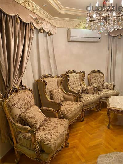 صالون 4 كراسي مع كنبة وترابيزة وسط