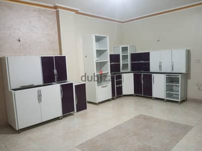 مطبخ المونتال وجه كلادن
