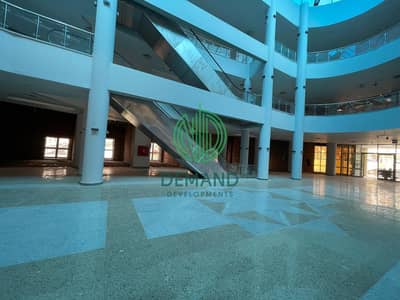 For rent shop 110 meters suitable for an antiques showroom with Ac's directly opposite Mazar Mall