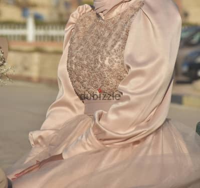فستان خطوبه سمبل