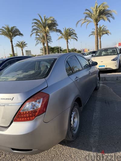 Geely Emgrand 2015