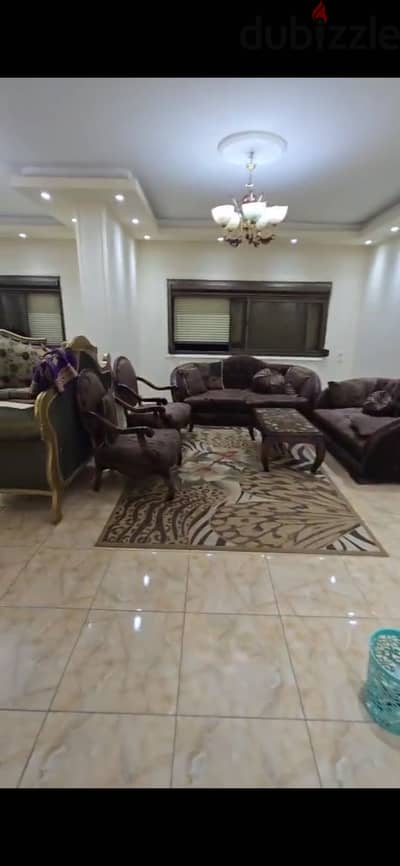 شقه للبيع