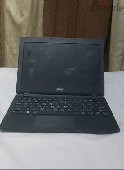 لاب توب ايسر  مساحه 256 ورمات4 بسعر لقطه