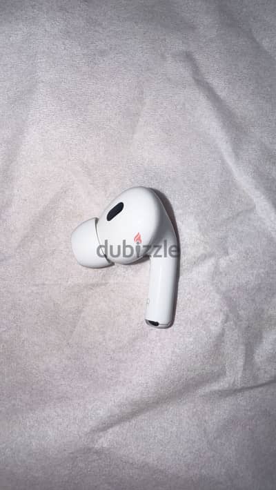 AirPods Pro 2 type c فرده يمين اصليه