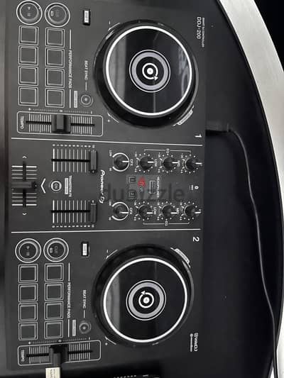 Ddj-200