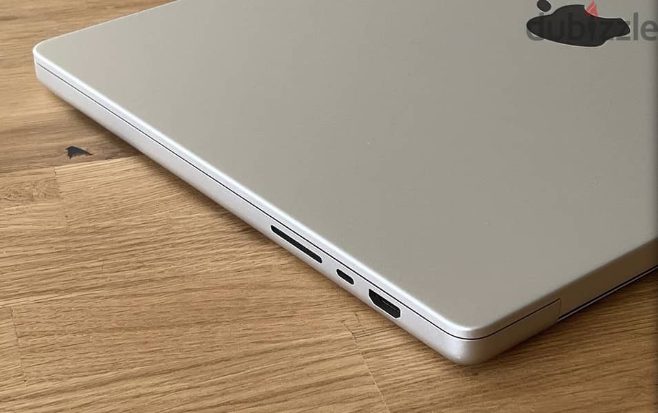   MacBook Pro (16-inch, M4 Pro  14-core CPU,  20-core GPU 6