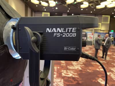 Head Nanlite fs-200B