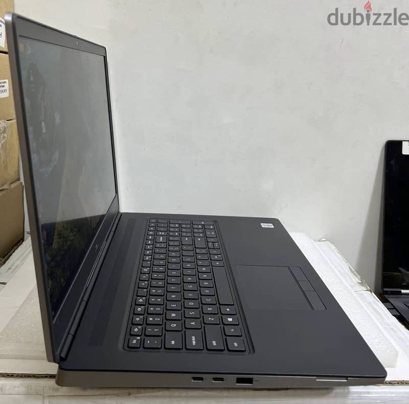 Dell percision 7720 2