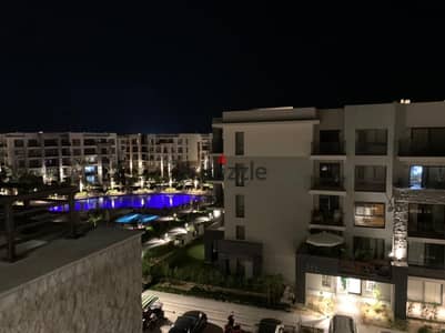 ستوديو مطل علي البحر و حمام السباحة للإيجار في مراسي –مارينا