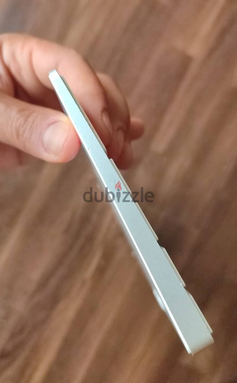 Apple Magic Keyboard Wireless Keyboard 1
