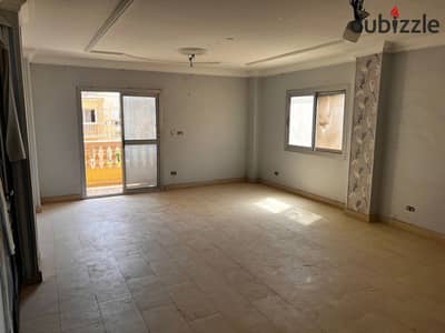 Apartment for Sale in Taiba Gardens Compound – Prime Location and Excellent Investment Opportunity