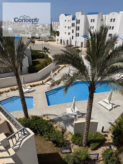 شاليه للإيجار في مراسي مفروش بالكامل الساحل الشمالي | 3 غرف | إطلالة مباشرة على حمام السباحة  | شهر 7 و 8 Marassi