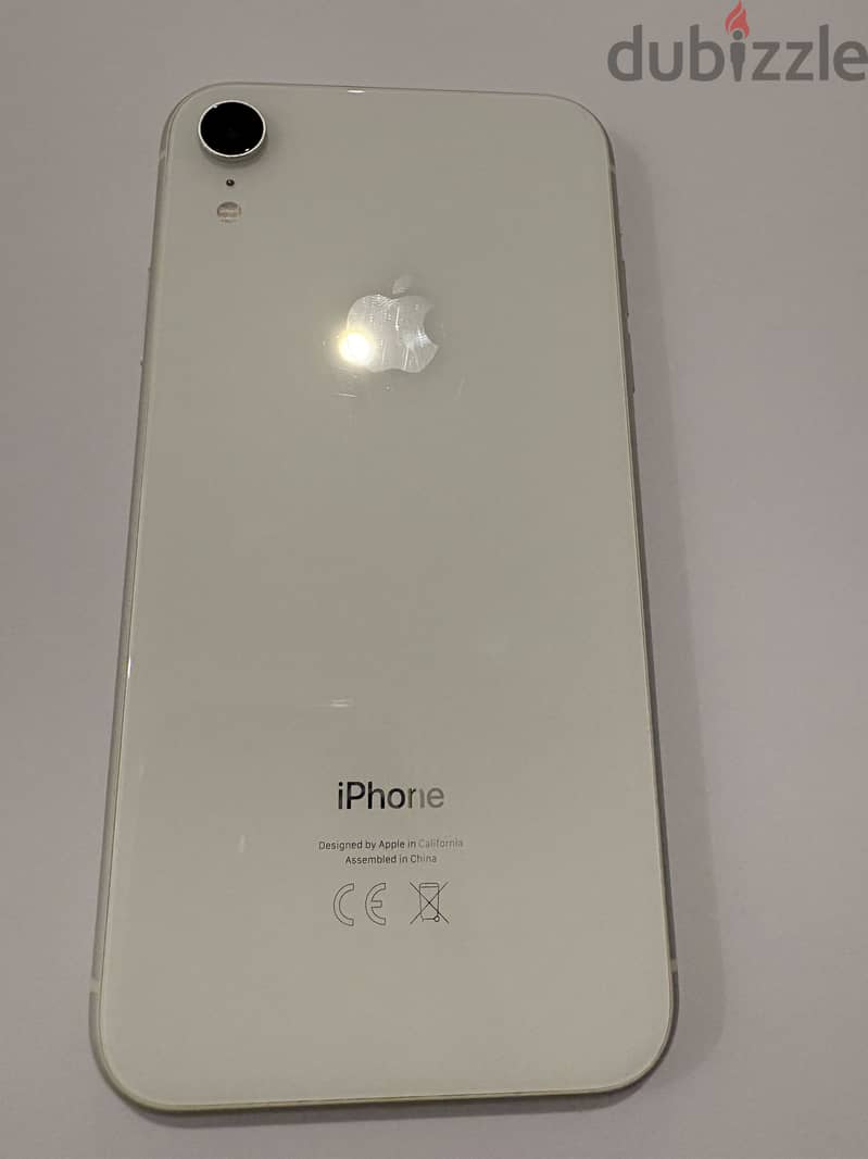 Apple - iPhone XR 1