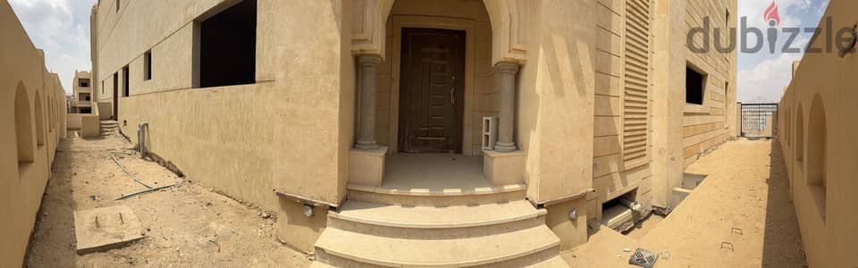 فيلا للبيع في نيو هليوبوليس | 500م و340م حديقة خاصة | موق