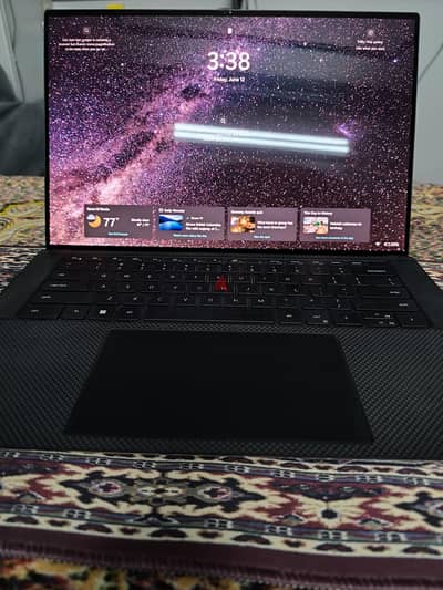 Dell XPS 15 9520 للبيع بحالة ممتازة