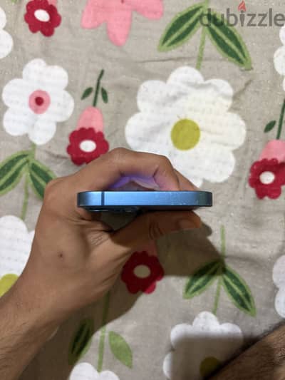 Apple - iPhone 13