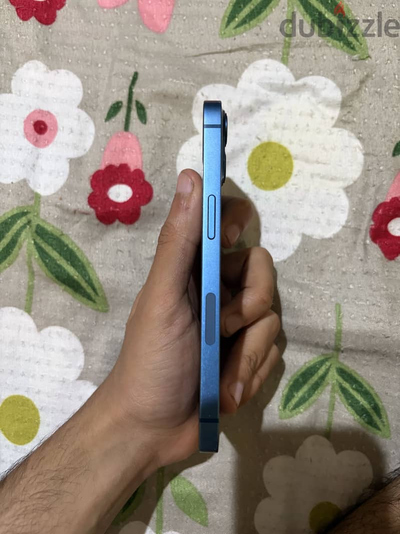 Apple - iPhone 13 6