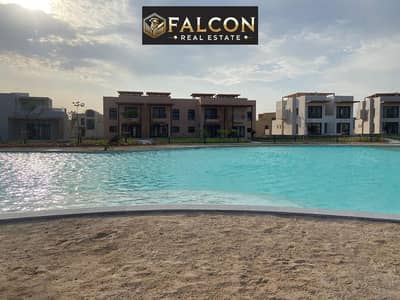 Stunning marina view, ground floor chalet with direct garden on the lagoon in Makadi Heights, available in installments.