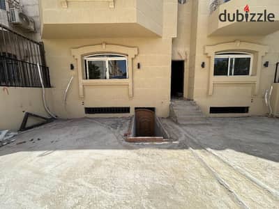 Villa for sale in Maadi Heights Compound (Tabarak), next to Maadi City Center (Carrefour), area 439 meters