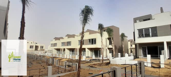 للاستلام الفوري تاون هاوس 227م للبيع في بالم هيلز التجمع الخامس Palm Hills New Cairo