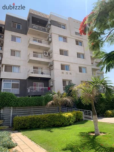 Apartment for sale in Madinaty, ground floor with a garden area of 92 meters + garden 53 meters in front of services directly, old reservation, installment over 11 years in b14, delivery within a year and a half. Distinct location and the latest phases of Madinaty.