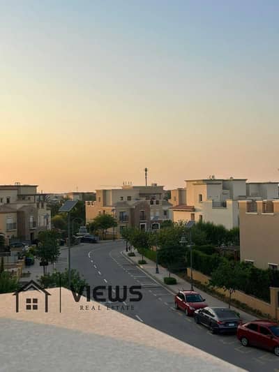 توين هاوس 230م بحري نصف تشطيب موقع متميز بكمبوند ميفيدا Mivida