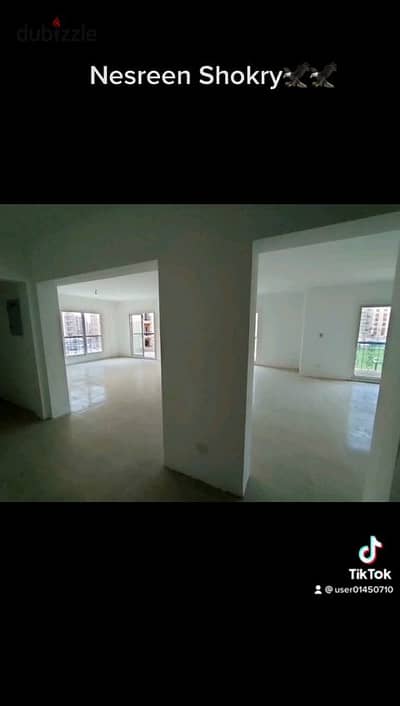 Apartment 225m for sale in Al Rehab cash
