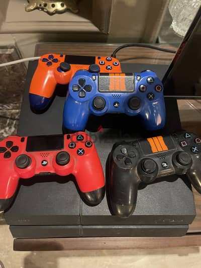 بلايستيشن ٤ للبيع playstation 4